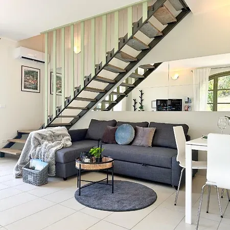 וילה Just Langhe Casa Barolo נובלו