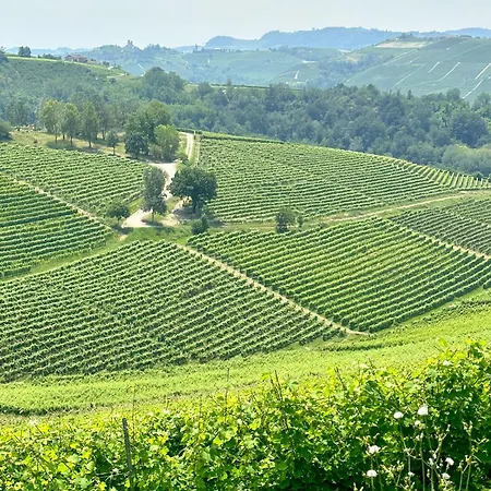 Villa Just Langhe Casa Barolo