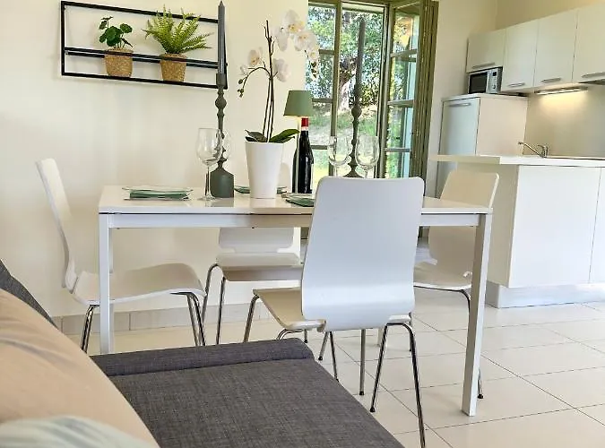 Villa Just Langhe Casa Barolo *