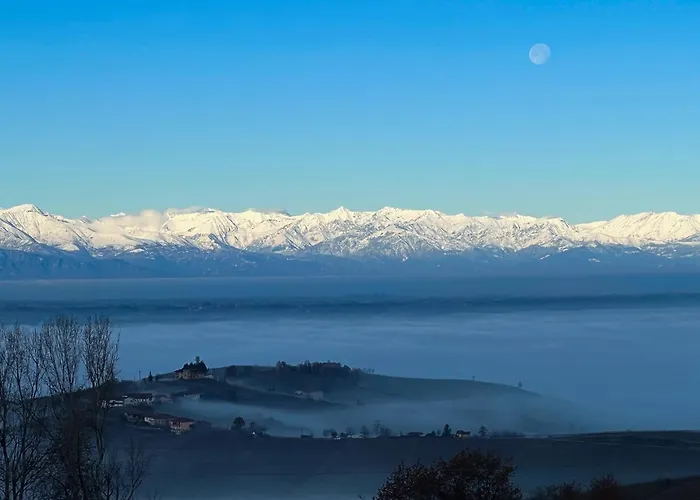 Villa Just Langhe Casa Barolo *