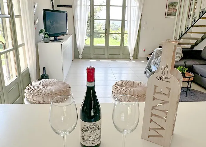 Villa Just Langhe Casa Barolo Novello