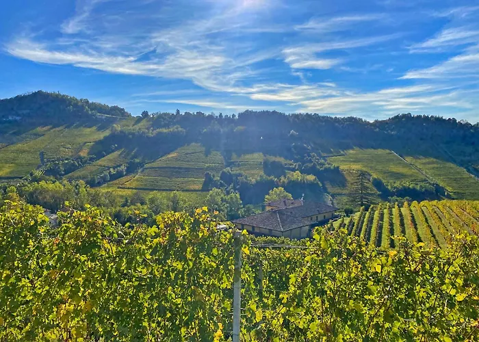 Just Langhe Casa Barolo Villa