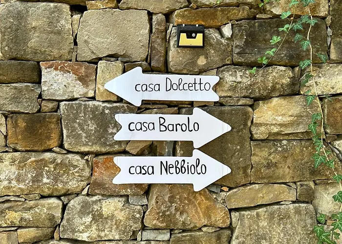 Villa Just Langhe Casa Barolo Novello